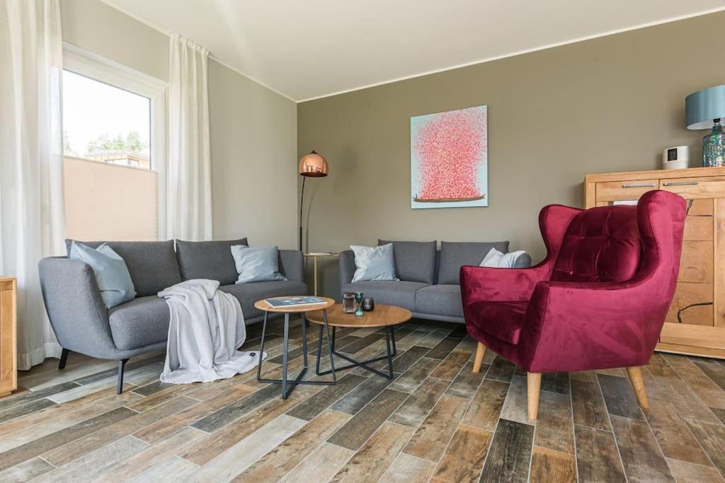 5 Sterne-Ferienhaus Eisvogel Am See Mit Sauna Und Kamin Krakow am See Luaran gambar