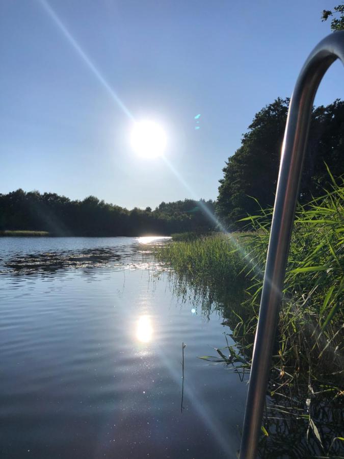 5 Sterne-Ferienhaus Eisvogel Am See Mit Sauna Und Kamin Krakow am See Luaran gambar